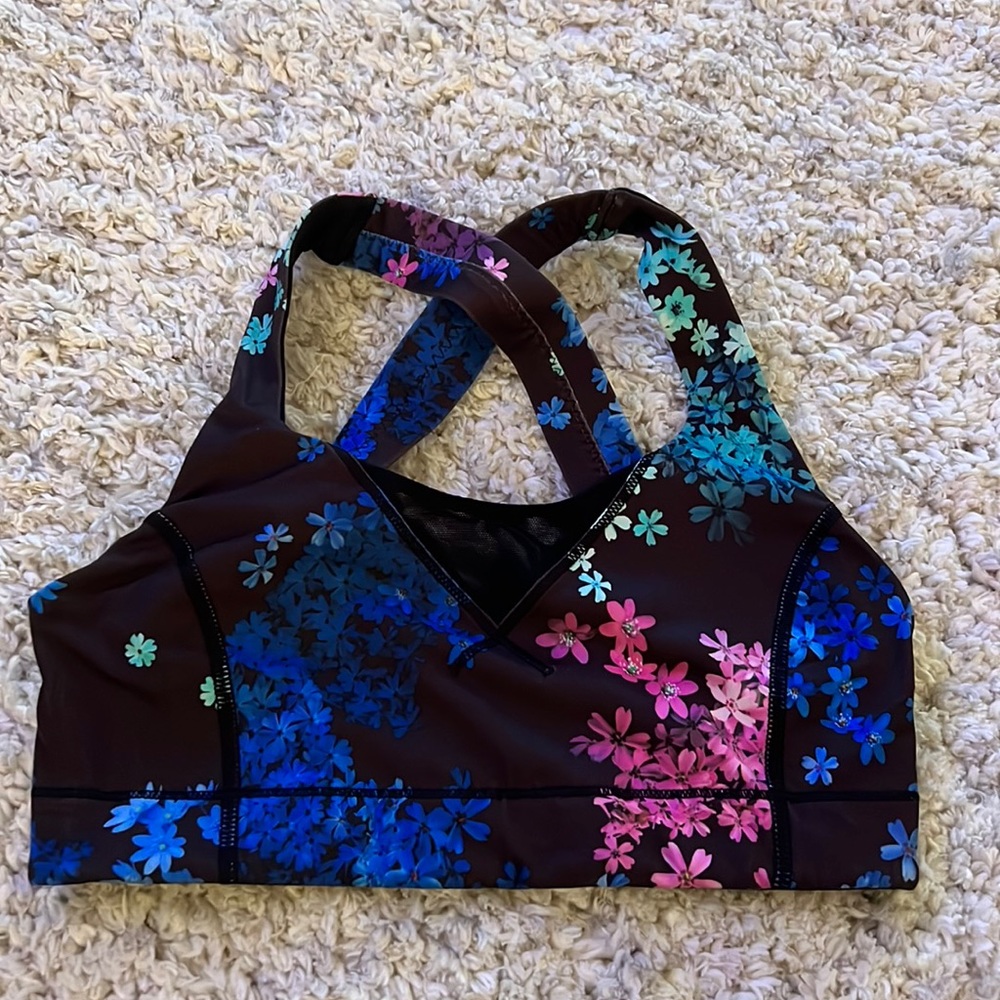 floral lululemon sports bra size 4
